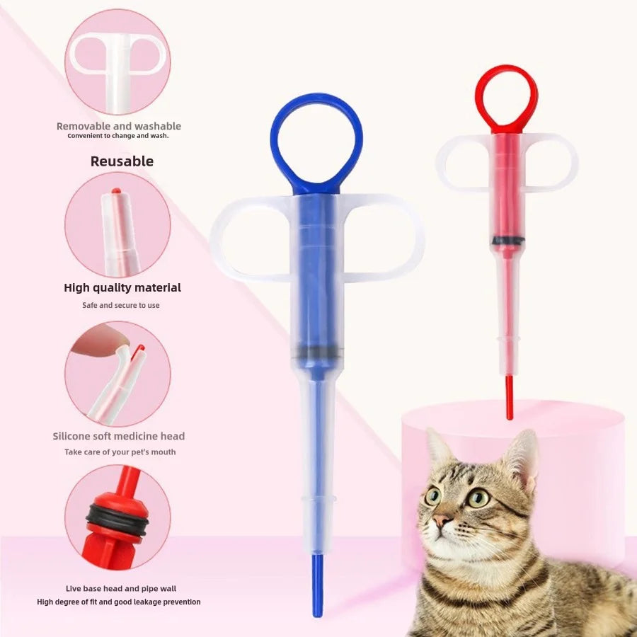 Integrated pet medicine dispenser, cat and dog syringe, cat pill syringe, dropper, deworming feeder