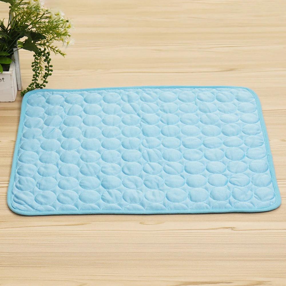 1PC Pet Summer Ice Mats Cat And Dog Ice Mats Breathable Dog Bed Pet Supplies