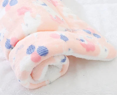 Pet Sleeping Mat Dog Bed Cat Bed Soft Hair Thickened Blanket Pad Fleece Home Washable Warm Bear Pattern Blanket Pet Supplies