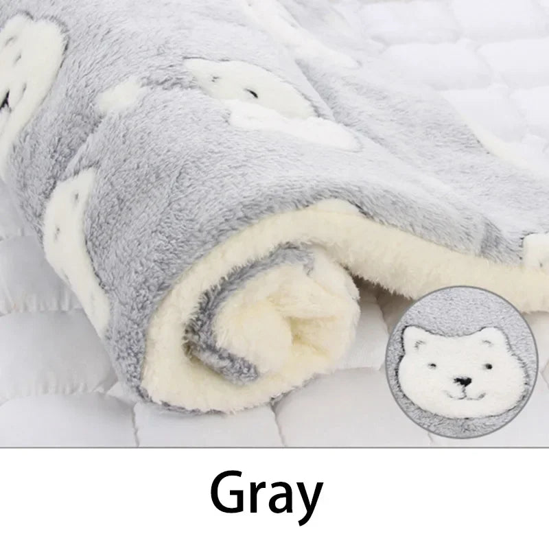 Pet Sleeping Mat Dog Bed Cat Bed Soft Hair Thickened Blanket Pad Fleece Home Washable Warm Bear Pattern Blanket Pet Supplies